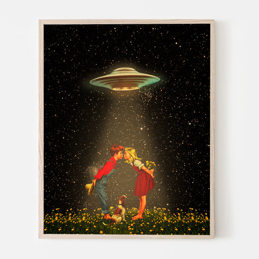Human Interaction, Ufo, Vintage art, Surrealism, Retro Art, Sci-Fi, Cosmic Collage, Cosmic Art, Space Art
